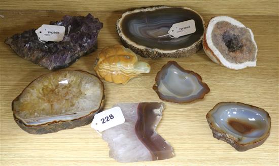 A collection of Brazilian mineral specimens, including amethyst, a split quartz geode, agate ashtrays, etc (7)